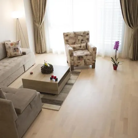 Capitol Mall Apartments Apartment *